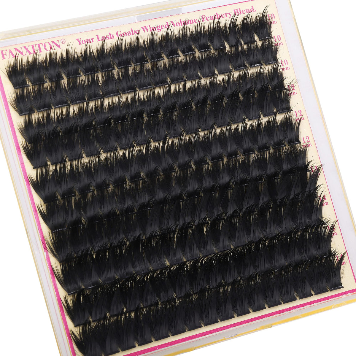 FANXITON Volume Lash Clusters in use for dramatic look