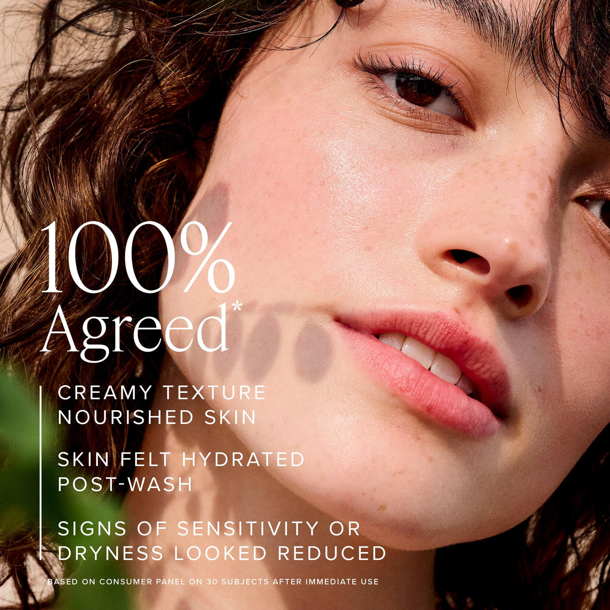 Farmacy Gentle Creamy Face Cleanser 50ml texture close-up
