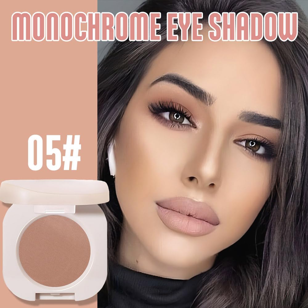 FeiCuiYun eyeshadow palette with rich colour options