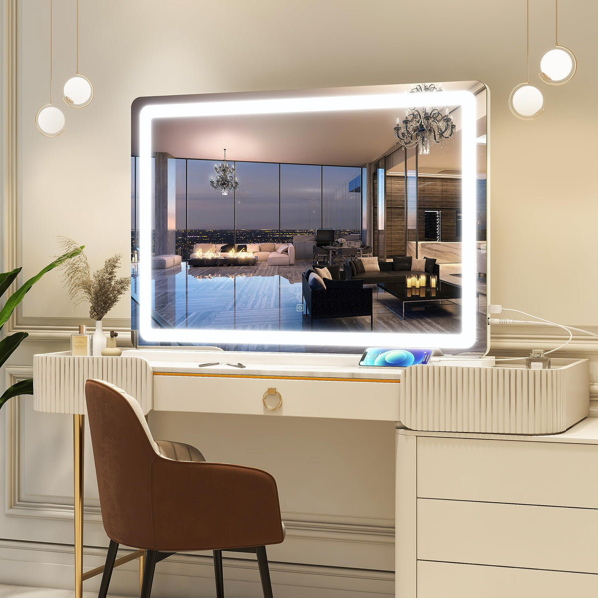 FENNIO vanity mirror displaying cool light mode