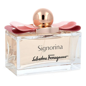 Ferragamo Signorina Eau de Parfum lifestyle scene