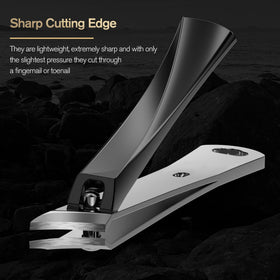 FERYES Ingrown Nail Clipper in use on toenails