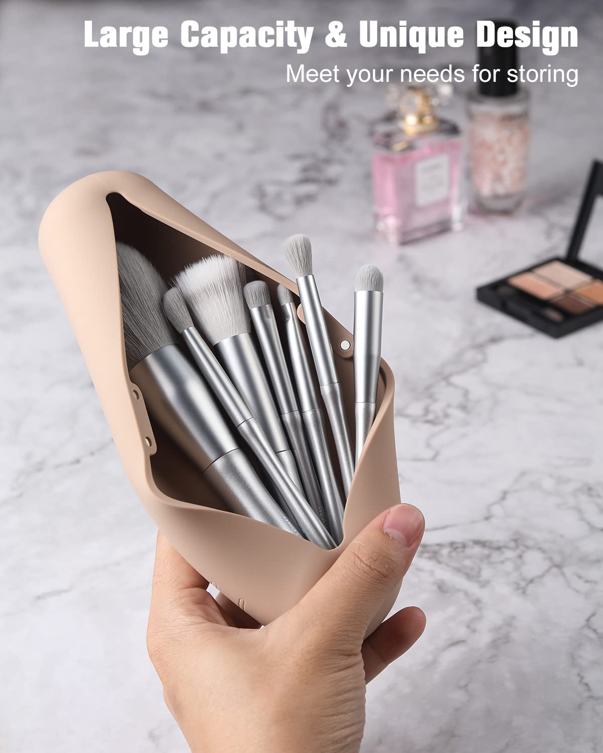 FERYES Large Travel Makeup Brush Holder side view showing ergonomic design