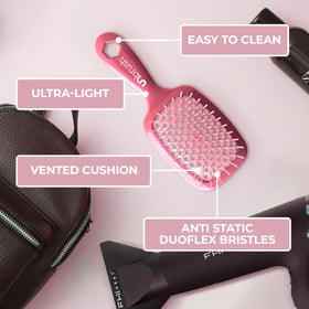FHI Heat UNbrush Detangling Brush in use on wet hair