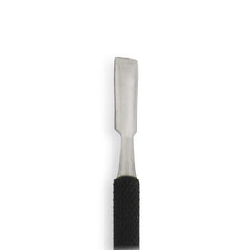 Flat square end of the cuticle pusher from Basics
