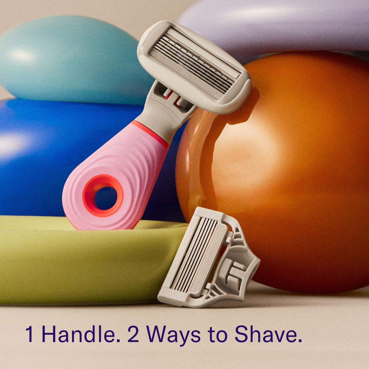 Foaming shave gel included in Flamingo Travel Razor Kit