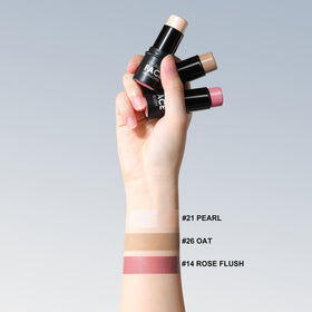 FOCALLURE contour stick showing bronzer shade