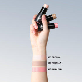 FOCALLURE Cream Contour Stick showing bronzer shade