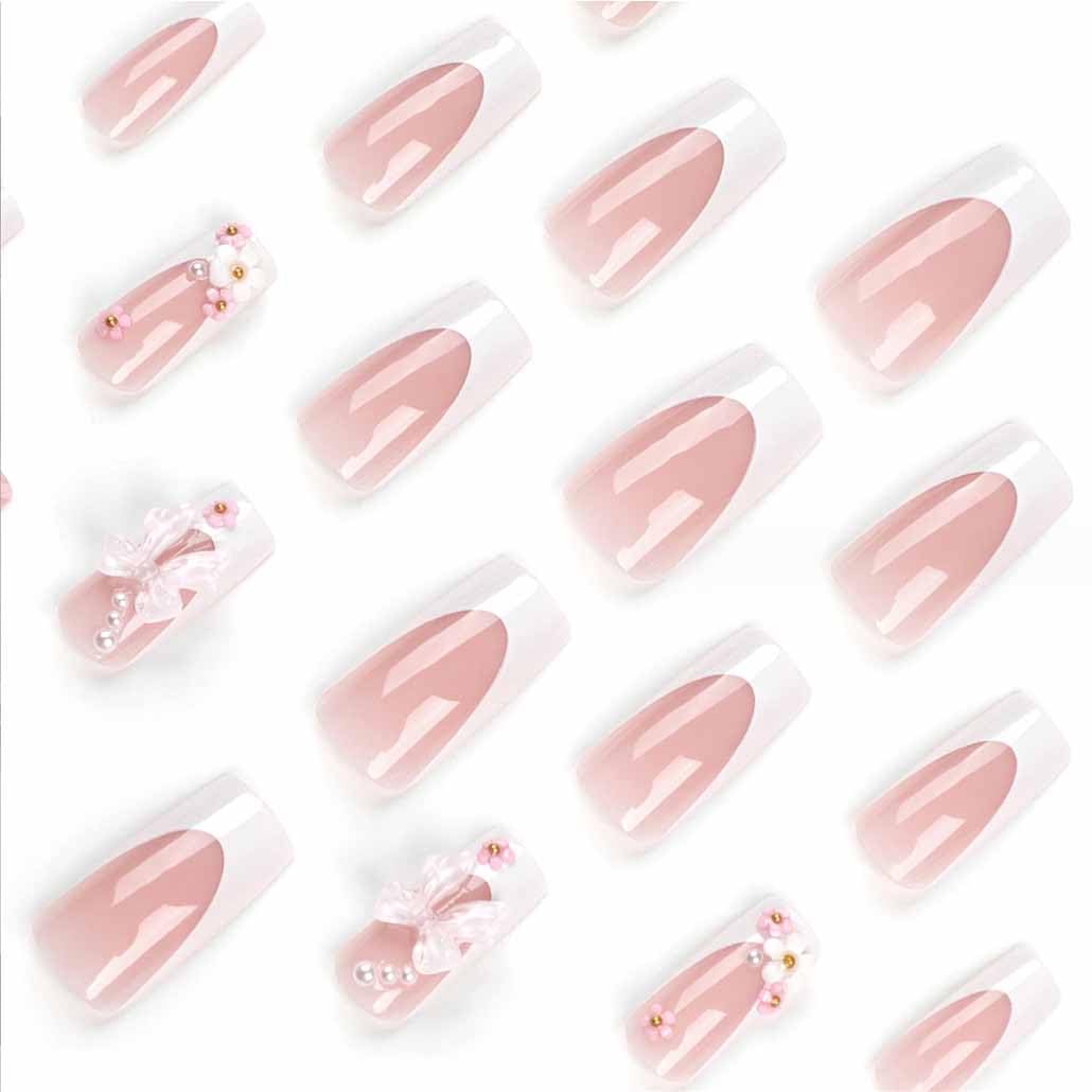 Foccna Press on Nails displayed on a hand showcasing glossy pink colour