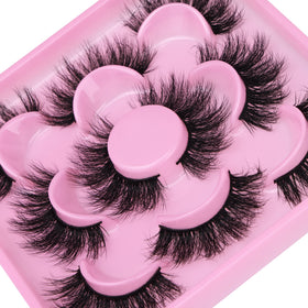 Focipeysa 3D Mink Lashes close-up of soft texture