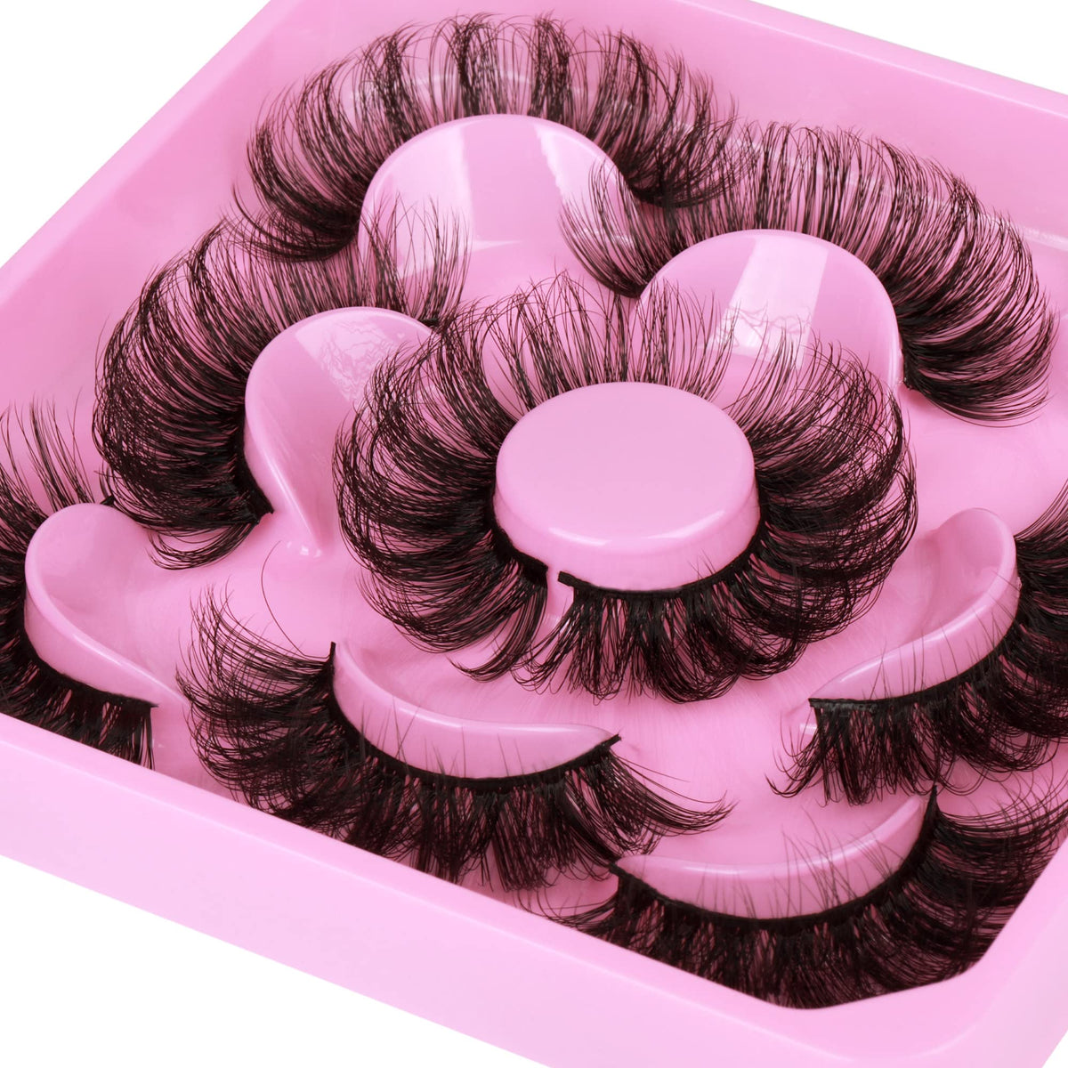 Focipeysa mink lashes in use on a model