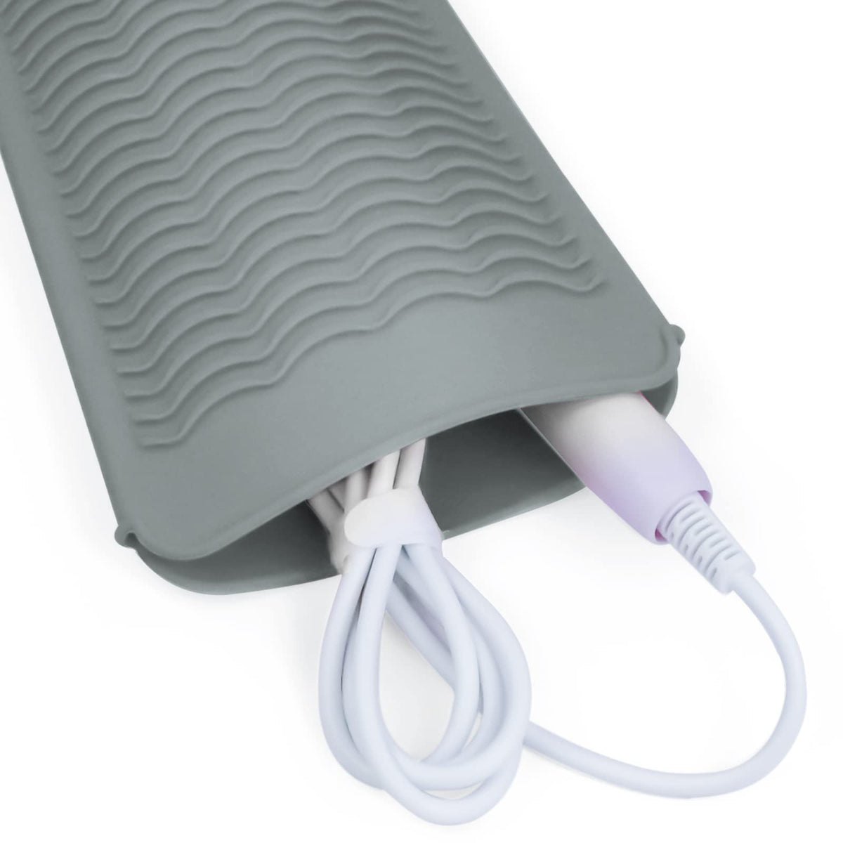 Fouews Silicone Heat Resistant Mat Pouch with hair straightener on top