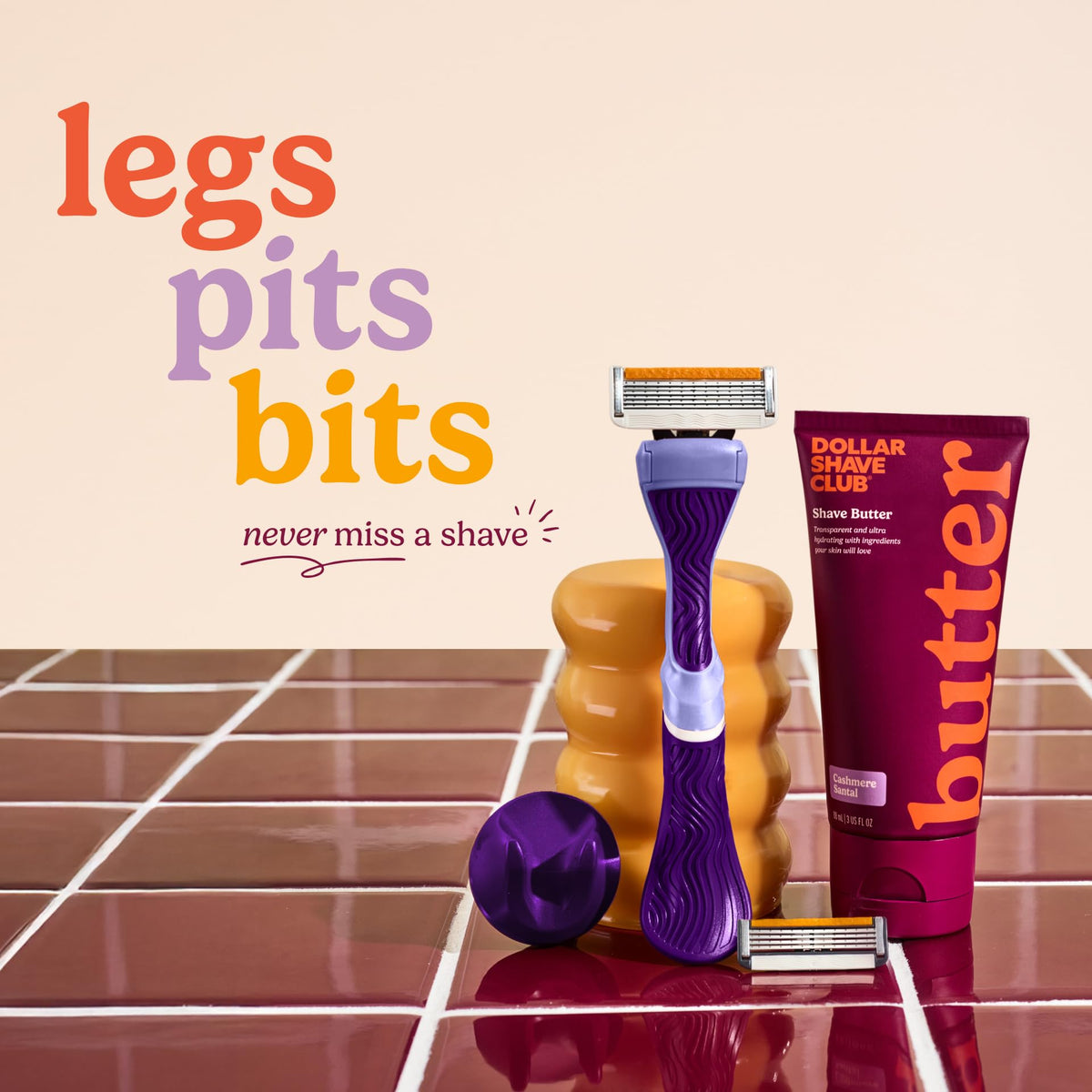 Four 6 blade razor refills included in the shave set
