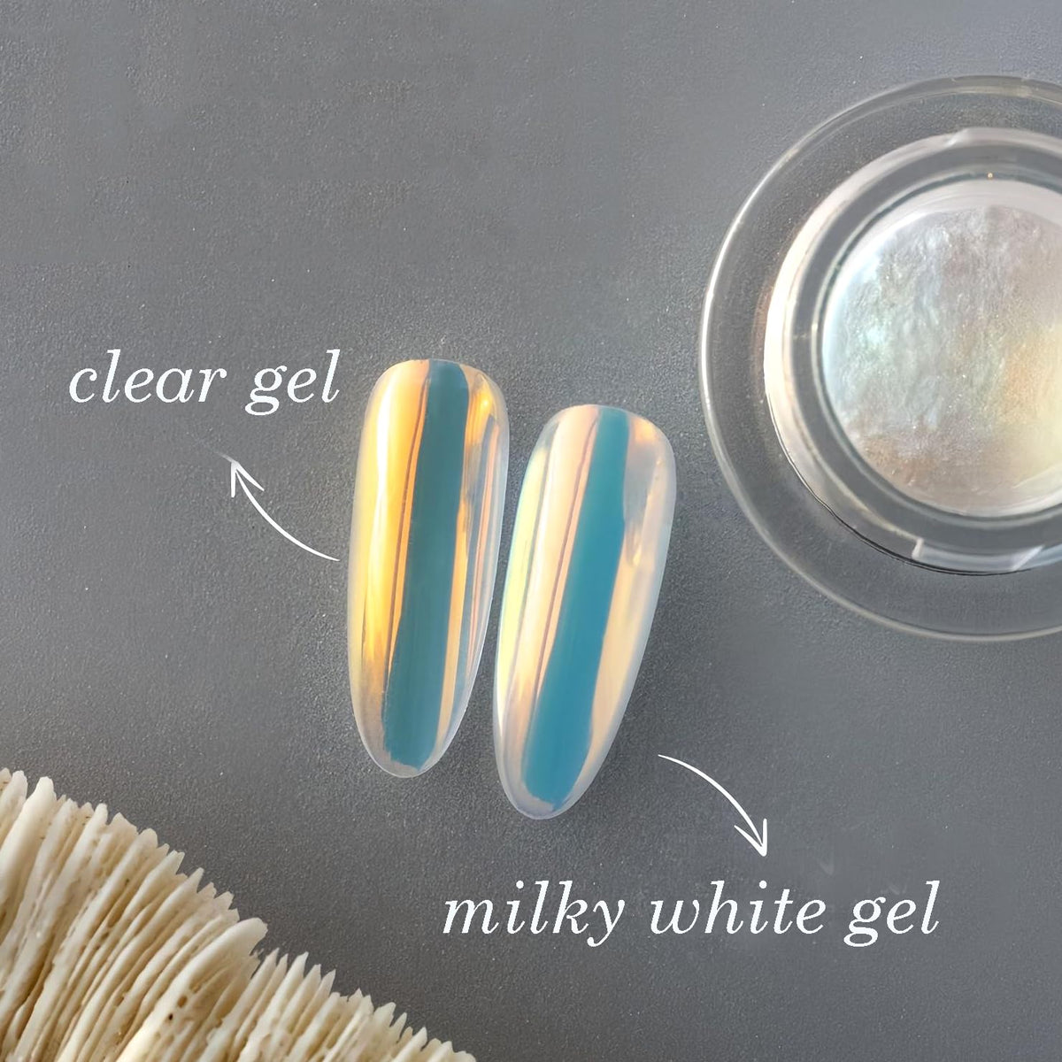 Four double-ended applicators for nail powder