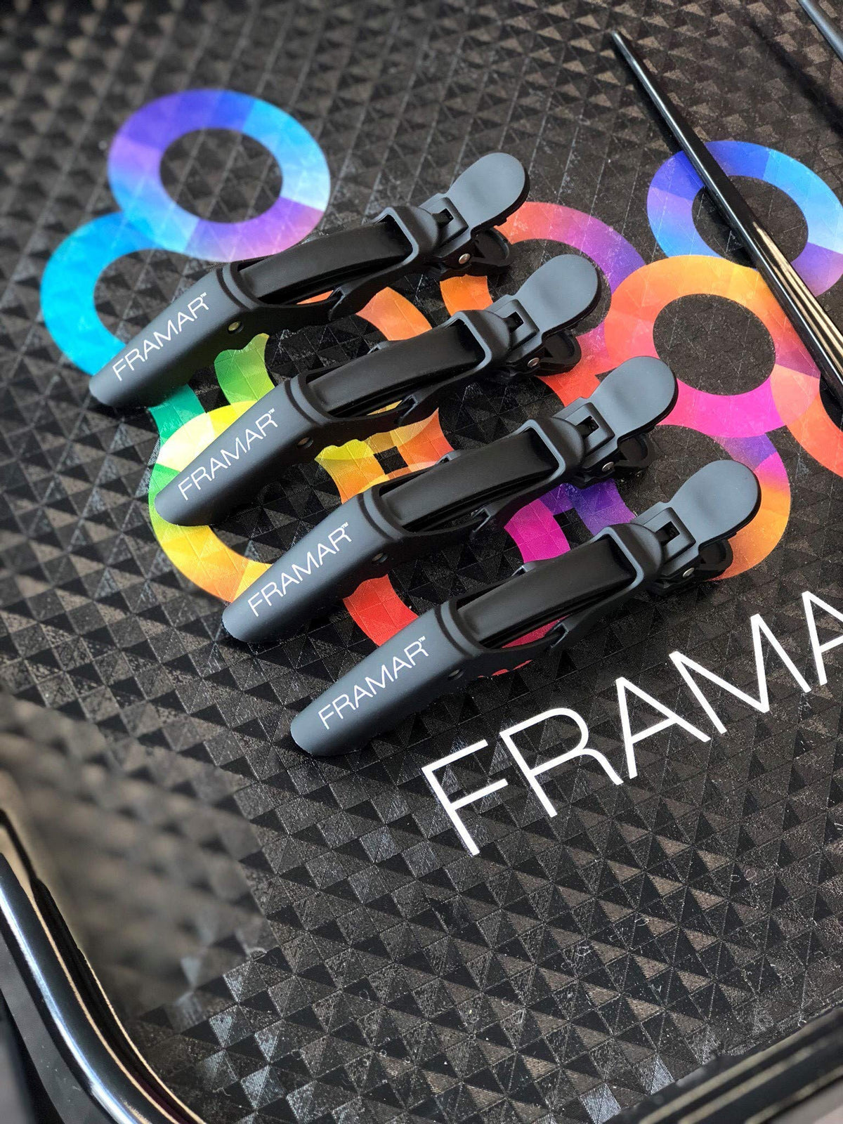 FRAMAR Gator Grips Black Hair Clips close-up