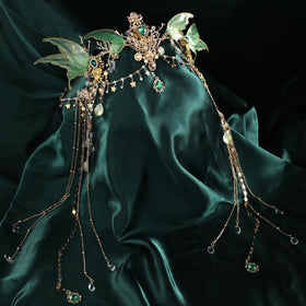FRESHME Fairy Crown with butterfly wings close-up