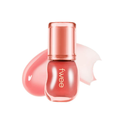 fwee 3D Voluming Gloss front view, sheer vanilla shade