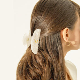 Fycert Initial Hair Clip Gold F packaging