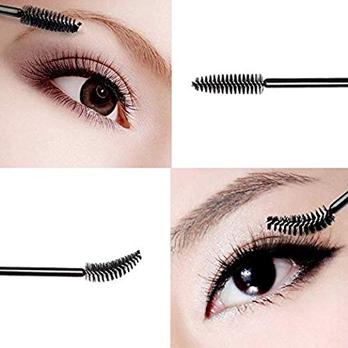 G2PLUS disposable eyelash brushes in a travel bag