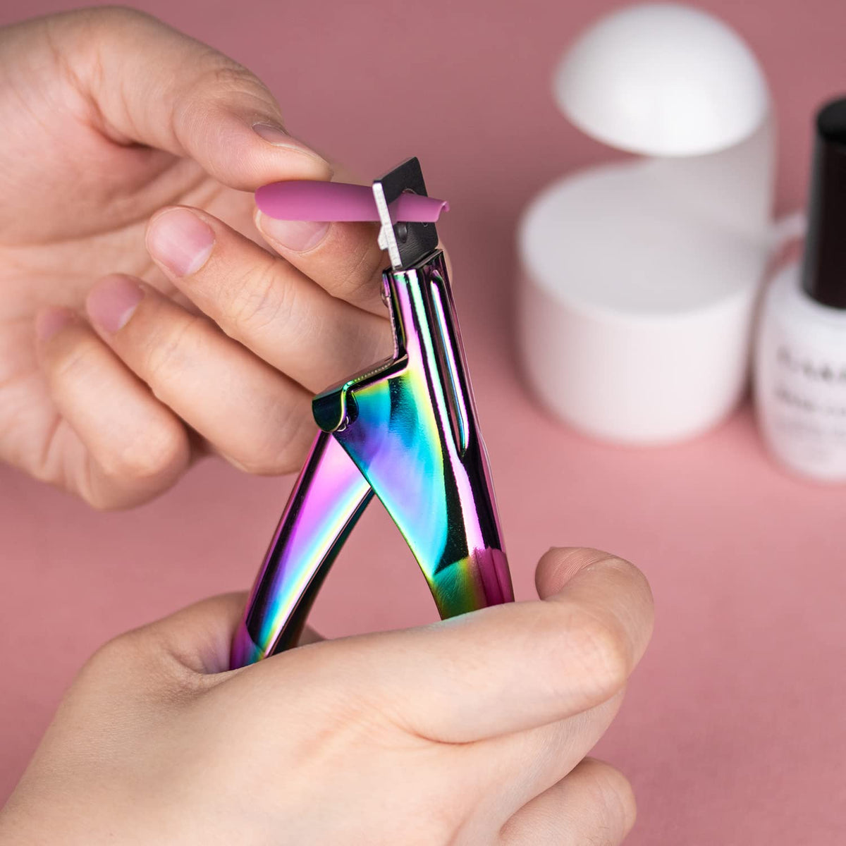 GA&EN Chameleon Nail Clippers showing electrophoresis finish