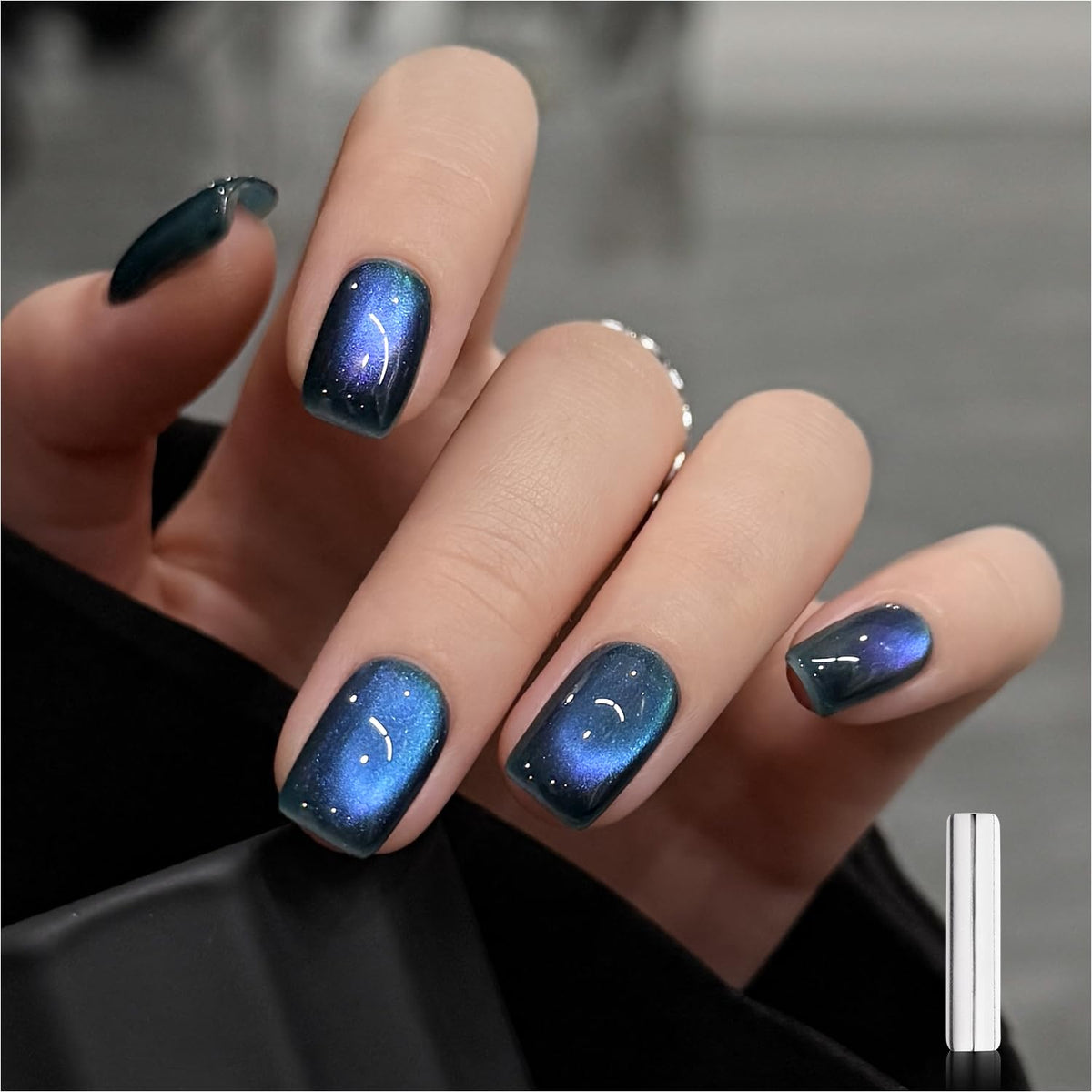 GAOY Blue Cat Eye Gel Nail Polish 16ml bottle front view