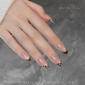 GAOY Brown Swirl Gel Nail Polish Art Liner 12ml application on nails