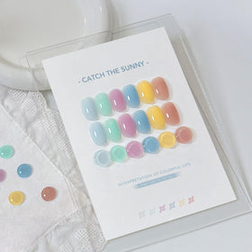 GAOY gel nail polish set displayed on a nail art table