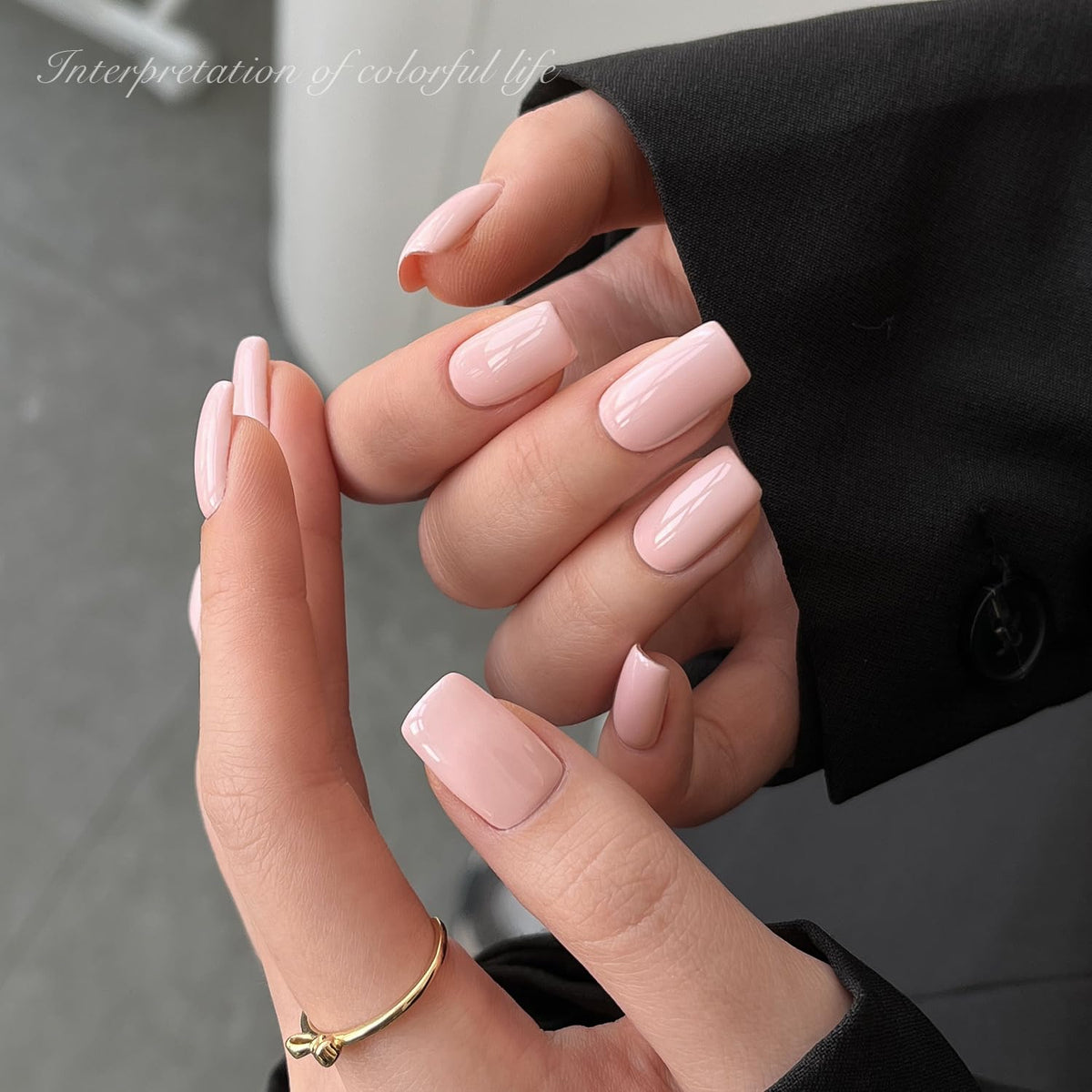 GAOY Pink Gel Nail Polish curing under UV lamp