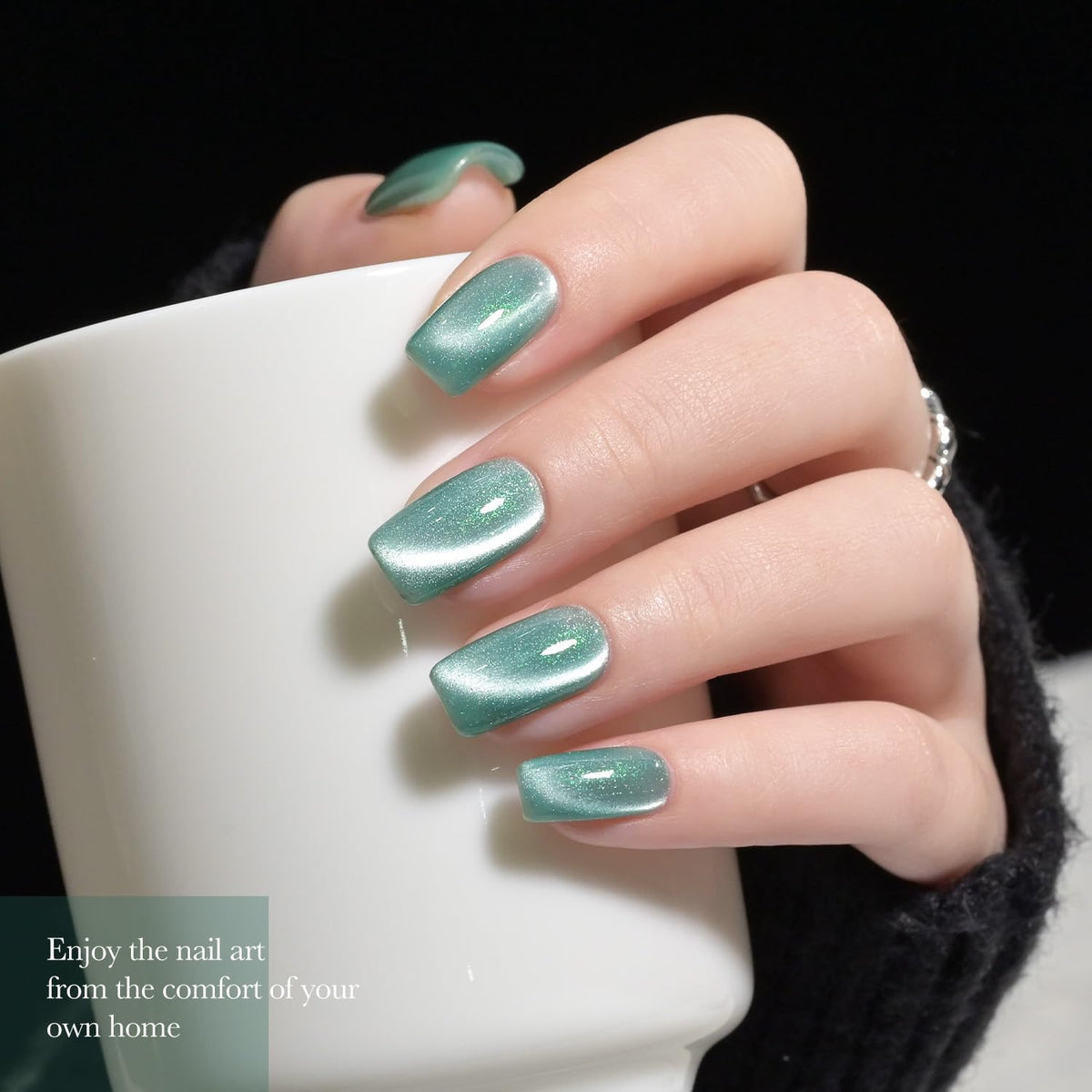 GAOY Teal Cat Eye Gel Nail Polish with cat eye magnet