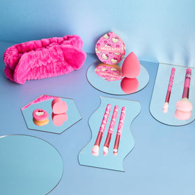 Get Trend Hello Kitty angled brow brush and blending brush