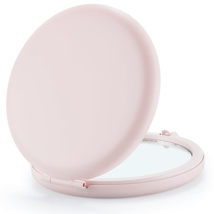 Getinbulk Compact Mirror pink model front view