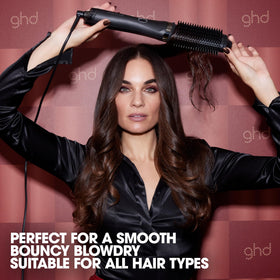 ghd Duet Blowdry in heat-resistant bag and mat
