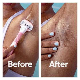 Gillette Venus ComfortGlide razor blades with a Venus handle