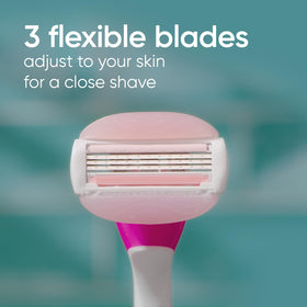 Gillette Venus Disposable Razor showing three razor blades