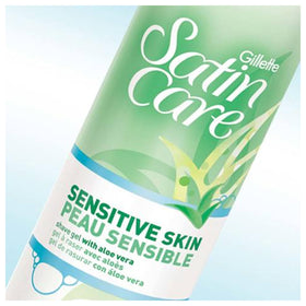 Gillette Venus Satin Care Sensitive Skin Shave Gel lather on skin