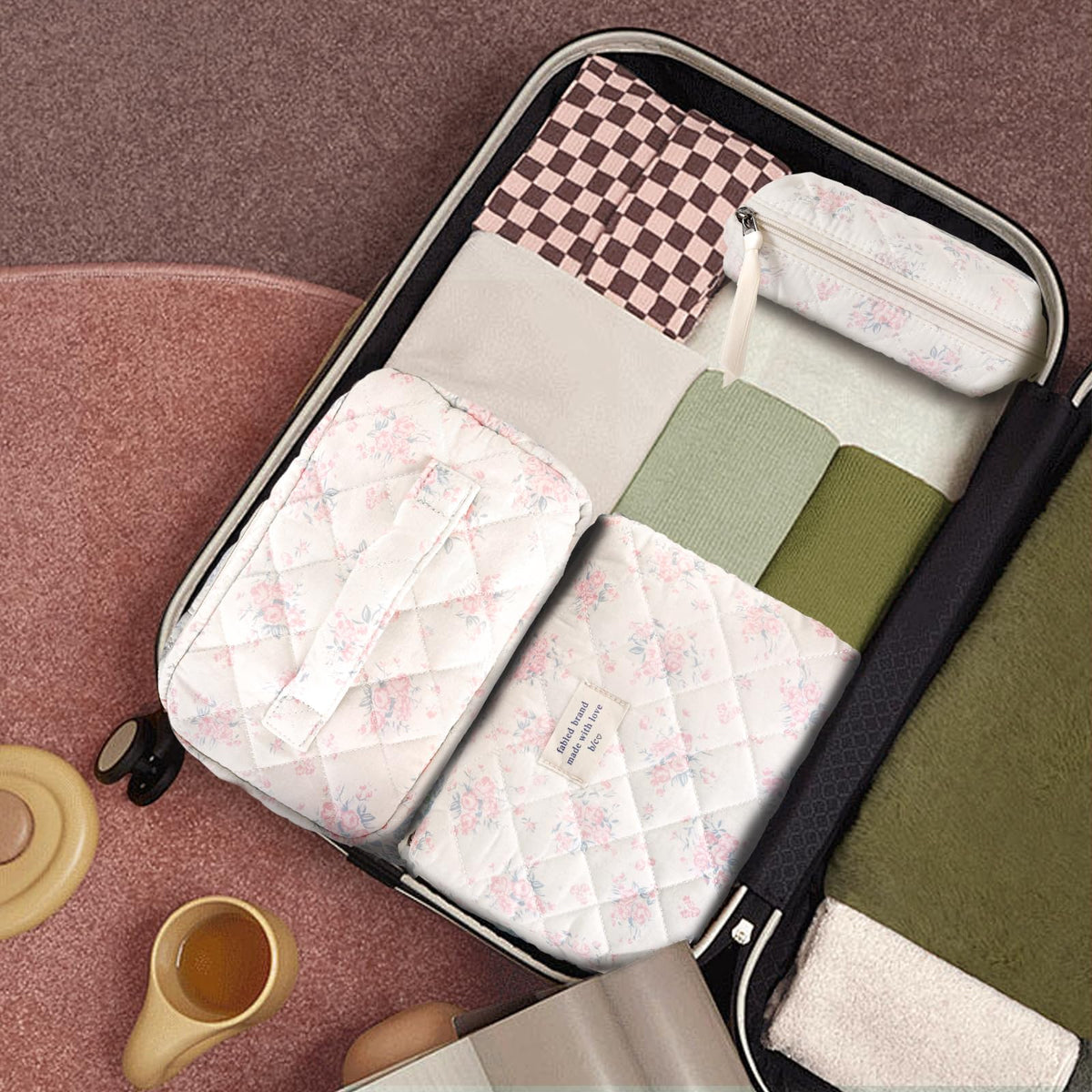 GISMTR Cotton Quilted Makeup Bag Set featuring cute floral pattern