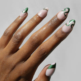 Glamnetic Parseltongue Press On Nails front view with green tips
