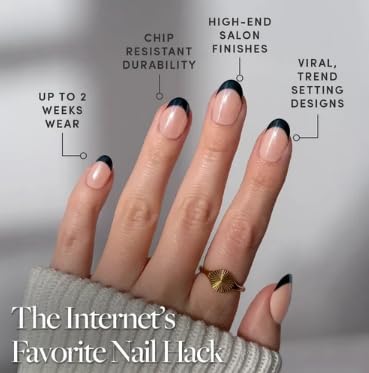 Glamnetic Press On Nails kit with included nail glue and tools