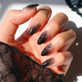 Glamnetic Press On Nails Medium Almond full kit front view
