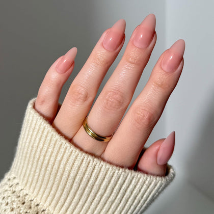 Glamnetic Press On Nails Medium Almond glossy kit front view