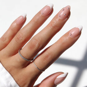 Glamnetic Press On Nails Short Almond glossy front view