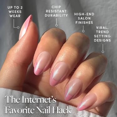 Glamnetic Press On Nails Short Almond storage box with accessories