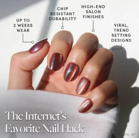 Glamnetic Press On Nails Short Oval Velvet close-up of nail design