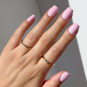 Glamnetic Press On Nails Short Squoval glossy light pink front view