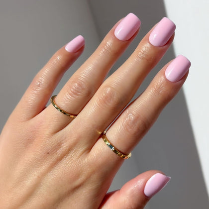 Glamnetic Press On Nails Short Squoval glossy light pink front view