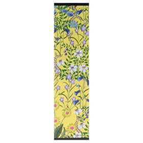 Gucci Flora Gorgeous Orchid EDP bottle with elegant background
