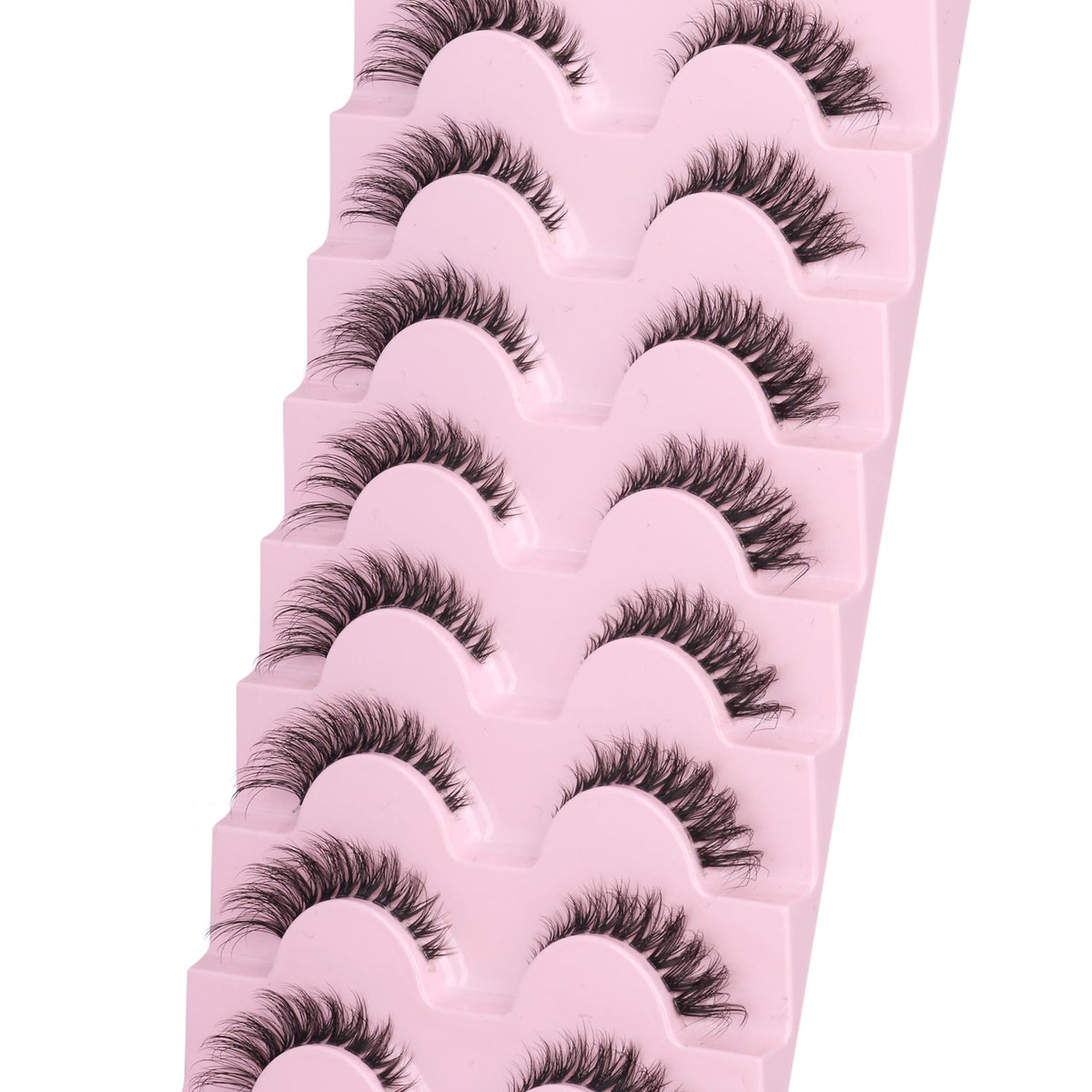 GVEFETIEE Fox Eye lashes in natural setting