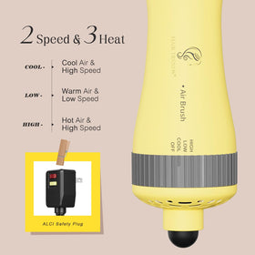 Hair Trends Blow Dryer Brush in travel bag