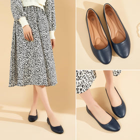 hash bubbie Women's Ballet Flats Navy Blue close-up of toe