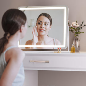 Hasipu Vanity Mirror with Lights in a beauty setup